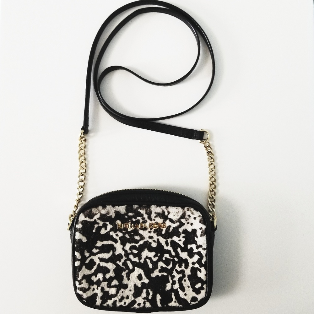 Michael kors crossbody bag